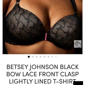 Betsey Johnson Torrid T-shirt Bra